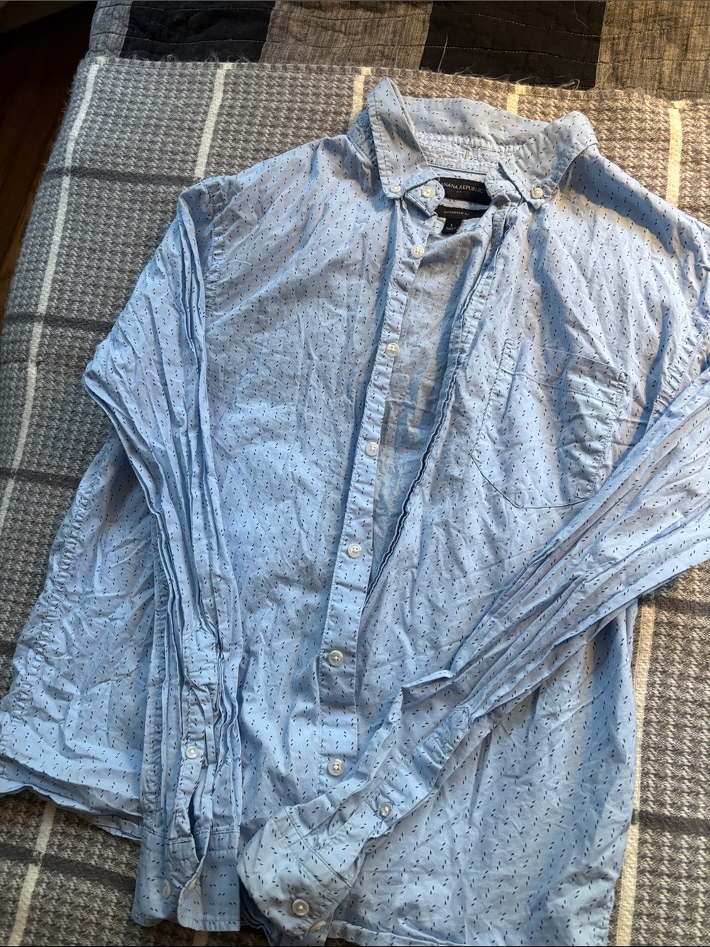Banana Republic Light Blue Printed Button-Down Blouse